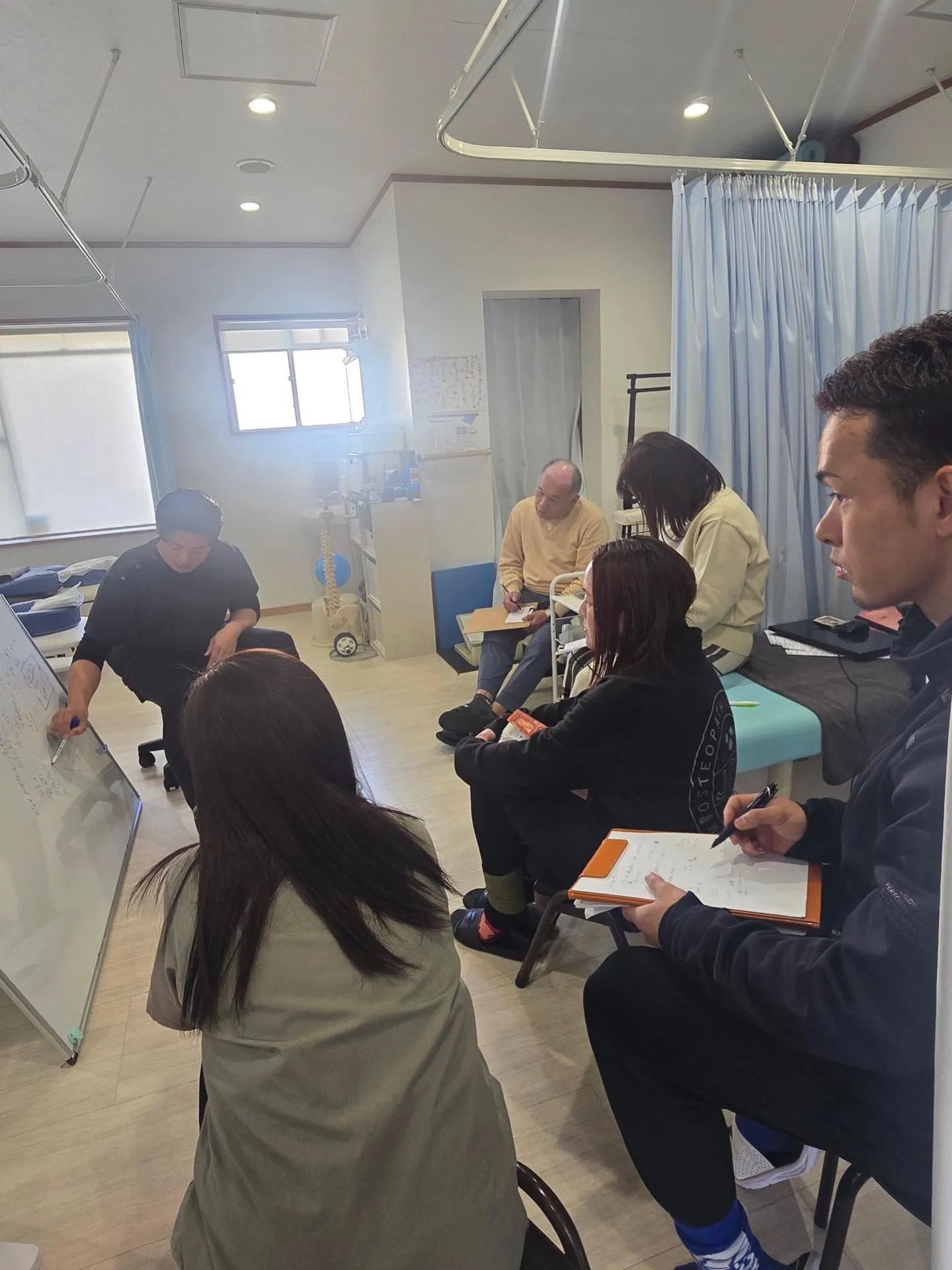 今日はポッカポカで暖かいですね